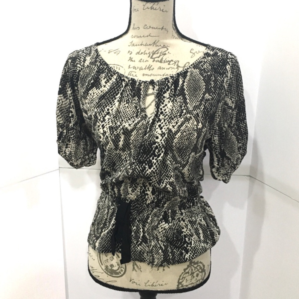 Express XS Black and White Top